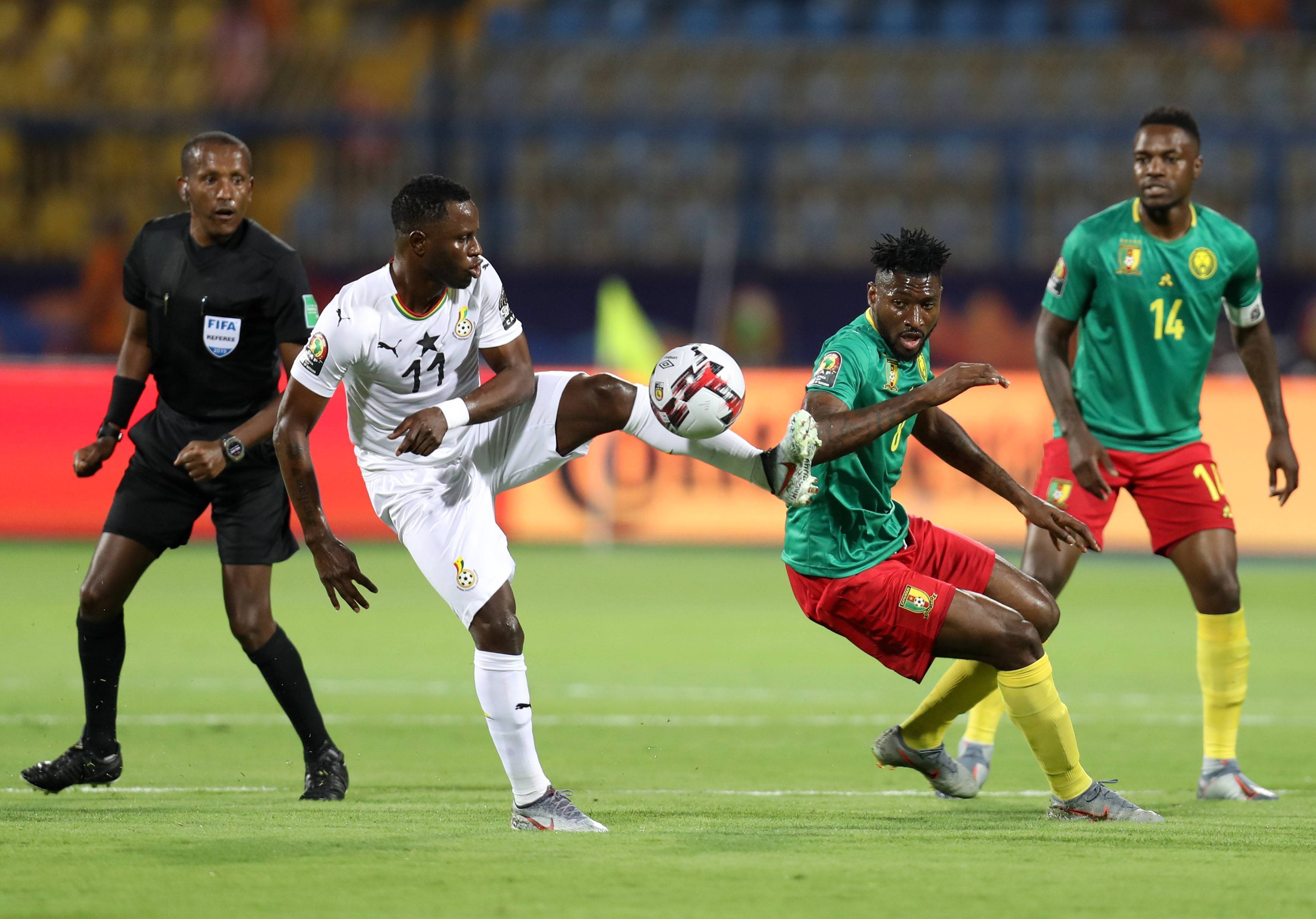 开云第一品牌 -关于今晚费耶诺德防线松动——NBA总决赛节点到来；质疑声仍在；资深球员宣示担当的信息