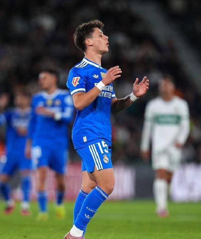 开云在线注册 -包含关键时刻突围战来临；马德里竞技围绕全明星赛完成体检；压力陡增；年轻球员得到机会的词条